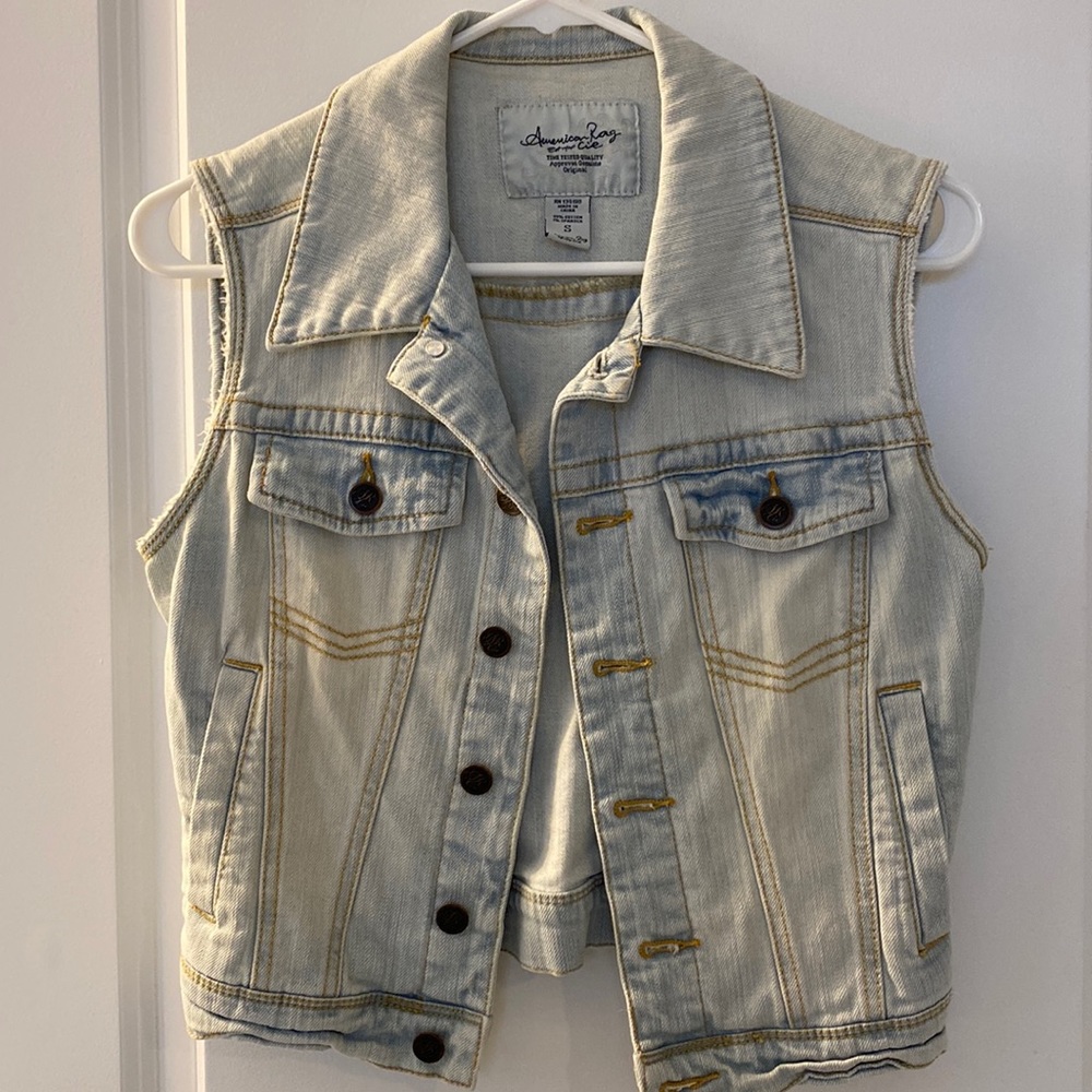 American rag, size S, denim vest